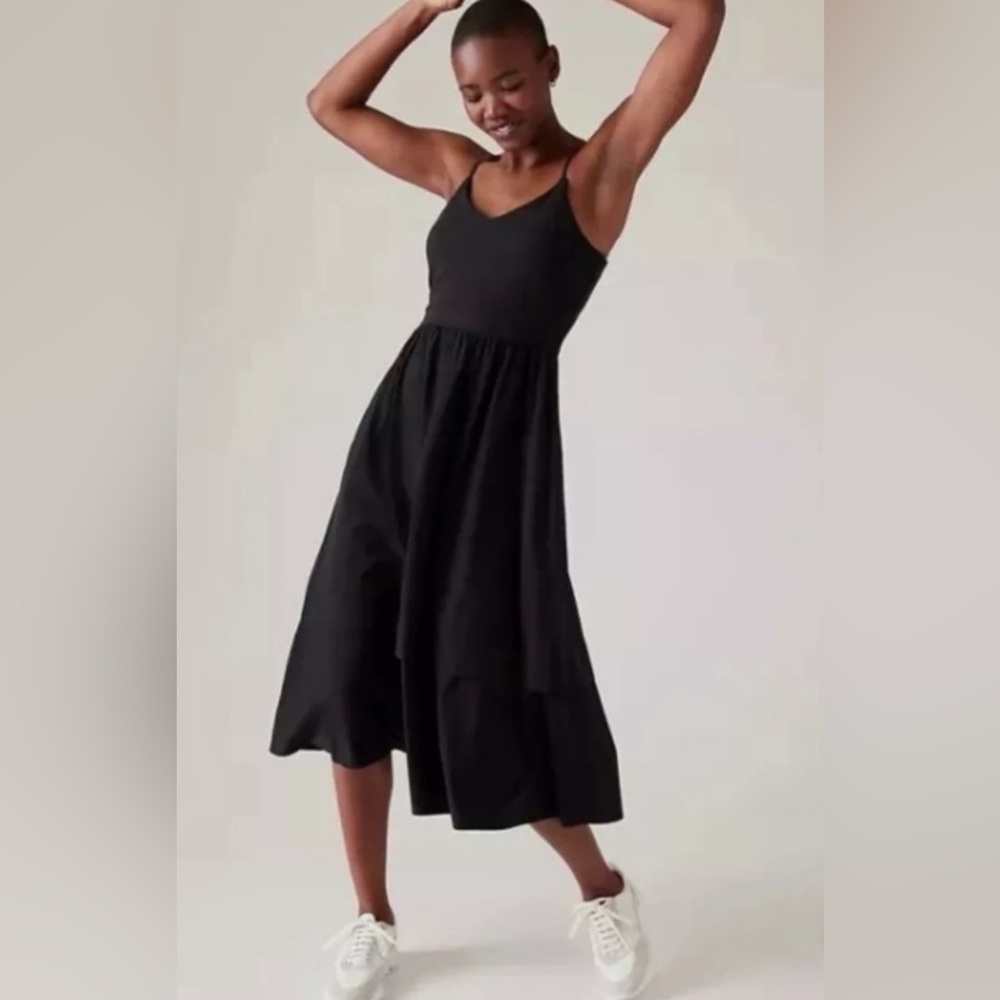 Athleta v-neck elation dress